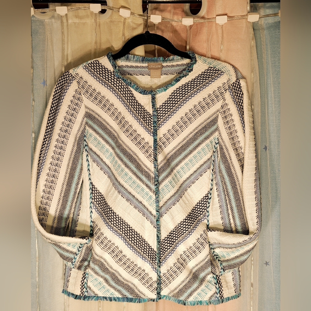 Chico's Chevron Patterned Snap Jacket In Blues EUC Size 1